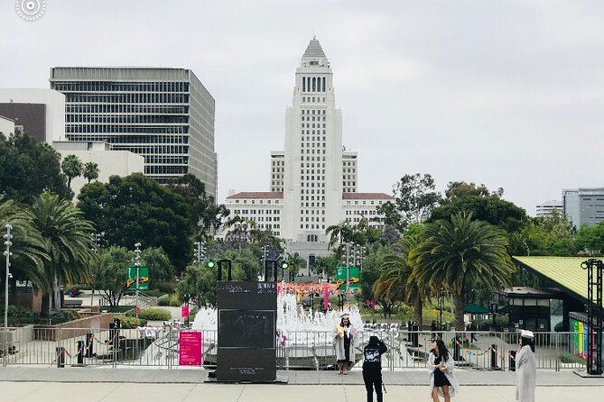 14 Passengers Private City Tour of LA with Beaches from Anaheim - Who should book this LA day