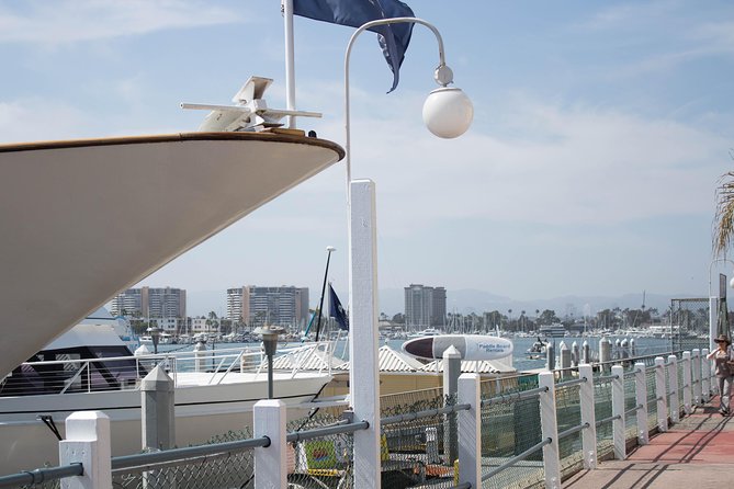 Anaheim to LA: Hollywood, Beaches & Famous Film Sites tour - The day at a glance