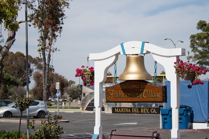 Anaheim to LA: Hollywood, Beaches & Famous Film Sites tour - Venice Beach and Marina del Rey