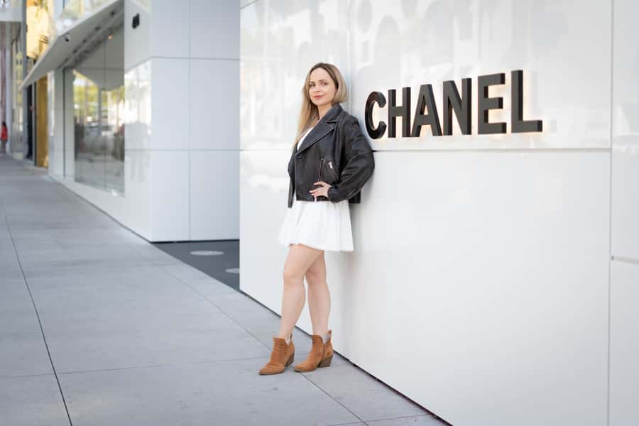 Beverly Hills: Photoshoot with Edited Images - Starting at the Beverly Hills Sign