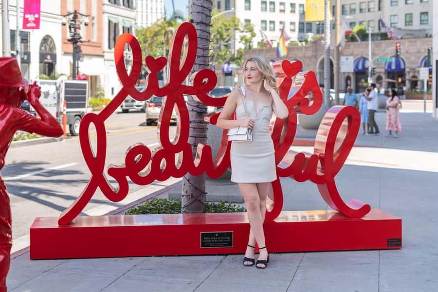 Beverly Hills: Photoshoot with Edited Images - Should you book it?