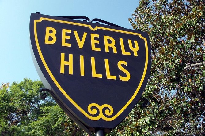 City Tour of Los Angeles from Long Beach and San Pedro Cruise Terminals - A diner break at Mel’s Drive-In