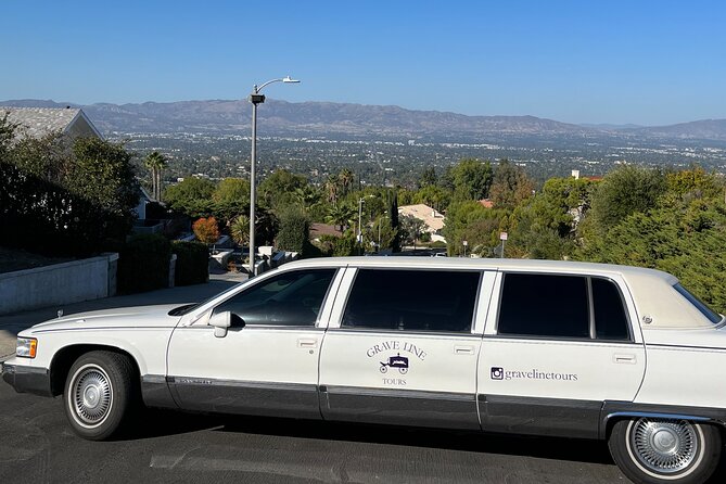 Death Becomes Her Funeral Limo Tour of Los Angeles - The Halloween house and a familiar film location