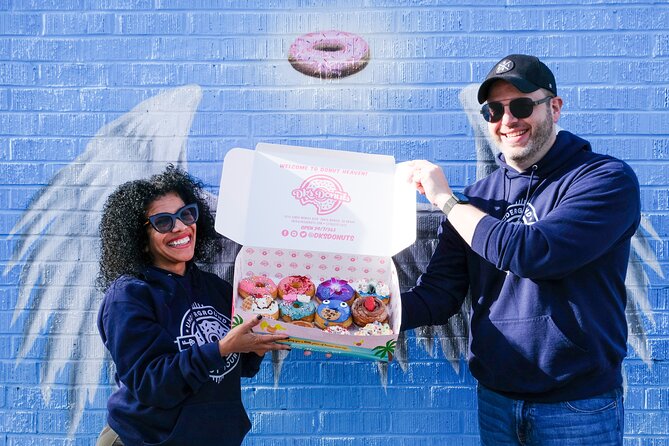 Discover California Donut Culture: Santa Monica’s Sweetest Tour - Walking, Groups, and Practical Planning