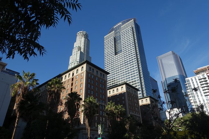 Downtown Los Angeles Architecture Walking Tour - Art Deco at Eastern Columbia and the Oviatt