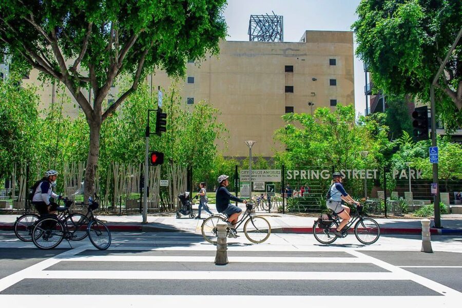 Downtown Los Angeles Bike Tour: Top 10 DTLA - What the Small Group Adds
