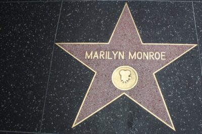 Historic Hollywood Boulevard and Movie Palaces Walking Tour