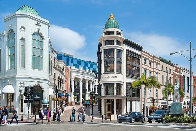 Hollywood, Beverly Hills, and Los Angeles Private Tour - The Original Farmers Market is the best place to pause