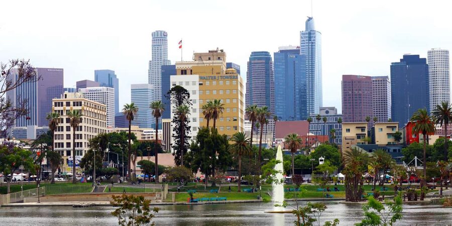 Hollywood, Beverly Hills, Santa Monica, Venice Beach Tour. - The Hollywood Sign: a photo stop, not a hike