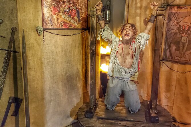 Hollywood Medieval Torture Museum Ticket with Ghost Hunting - FAQ