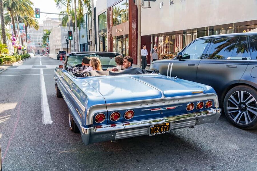 Hollywood: Oscars Tour in a 1964 Impala Lowrider - Hollywood Sign views from Mulholland