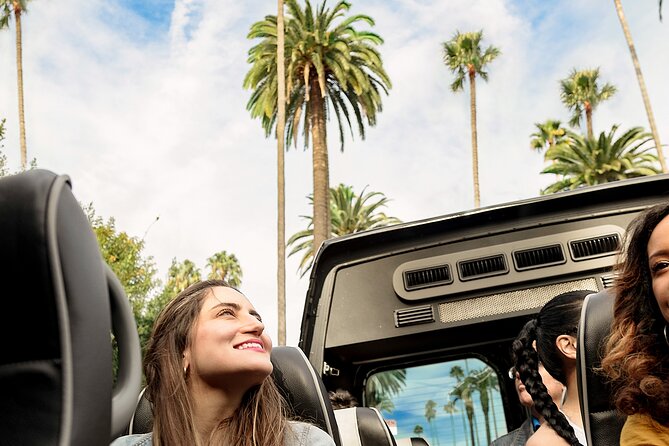 LA: Celebrity Homes and Lifestyle Tour and Hop-on Hop-off Tour - From Hollywood Boulevard into celebrity territory