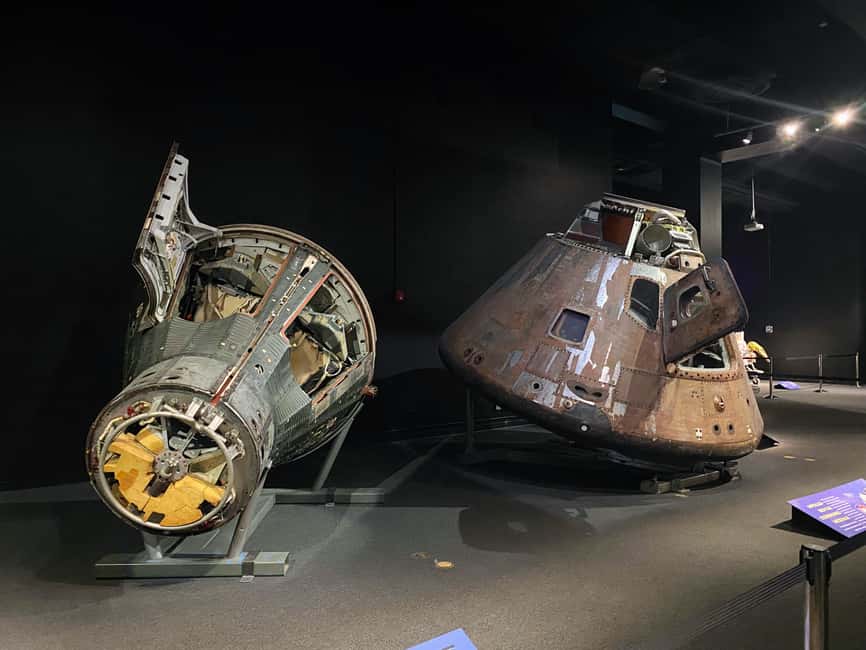 LA: Expo Park Space & Dinosaurs Tour with Cal Science Center - Dinosaur fossils and Los Angeles before Hollywood