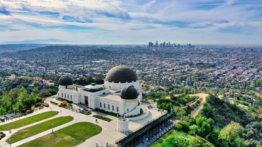 LA: Private Getty Center to Griffith Observatory Guided Tour - Two hours at the Getty Center