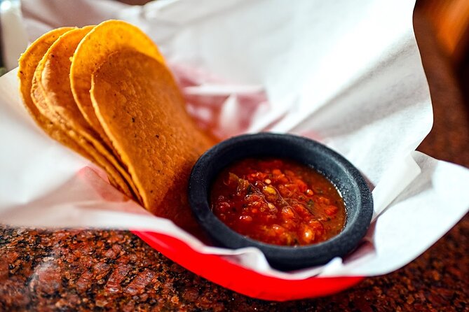 LA Venice Beach Hidden Gems Food Tour With 6 Food Tastings - Muscle Beach and the boardwalk