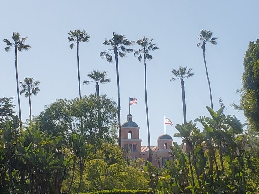 LA VIP Tour : Beverly Hills, Sunset Strip, & Hollywood Sign! - What the small group and guide add