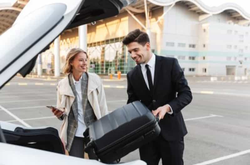 Los Angeles Airport: One-Way Private Transfer to Los Angeles - Luggage rules that affect the price