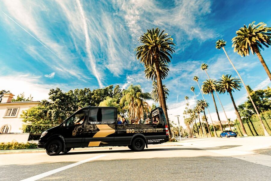 Los Angeles and Hollywood: Celebrity Homes & Lifestyle Tour - The Hollywood Hills and Universal City Overlook