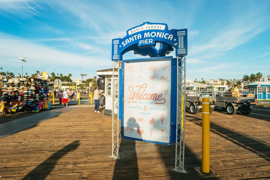 Los Angeles: City Group Tour with Hollywood & Beverly Hills - Mel’s Diner: a classic lunch break, at your own expense