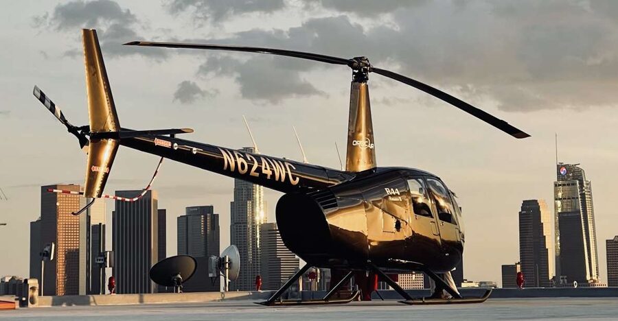 Los Angeles: Downtown Landing Helicopter Tour - Practical details that can affect your plans