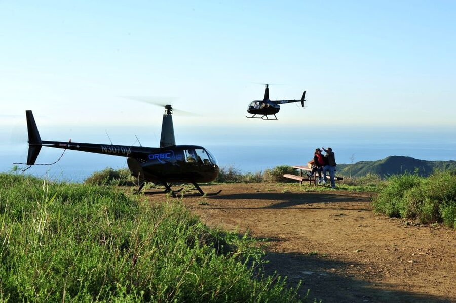 Los Angeles Helicopter Tour & Malibu Mountaintop Landing - The return flight through canyons and landmarks