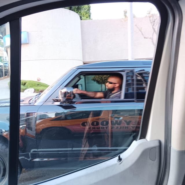 Los Angeles: Hollywood and Beverly Hills Open-Top Bus Tour - Beverly Hills and Rodeo Drive