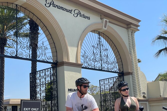 Los Angeles: Hollywood Sign Electric Bike Tour - LACMA, the La Brea Tar Pits, and Hollywood Forever