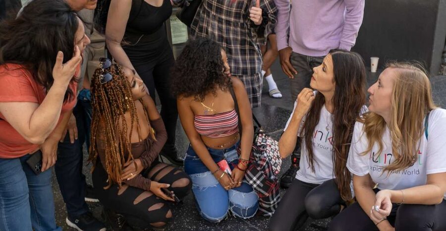 Los Angeles: Hollywood Walk of Fame Walking Tour - Reading the names on the Walk of Fame