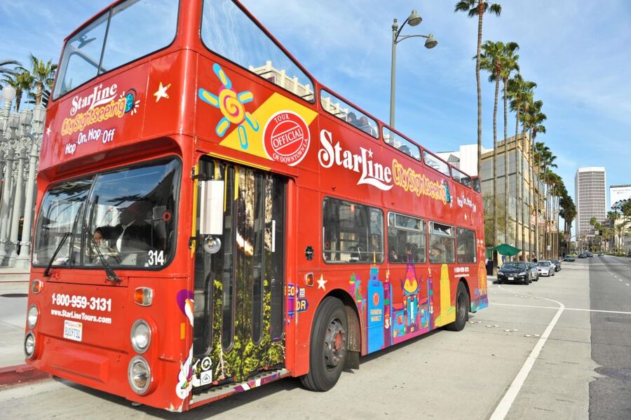 Los Angeles: Hop-On Hop-Off Bus Tour with Audio Guide - The Blue Route shuttle for Universal and Warner Bros.