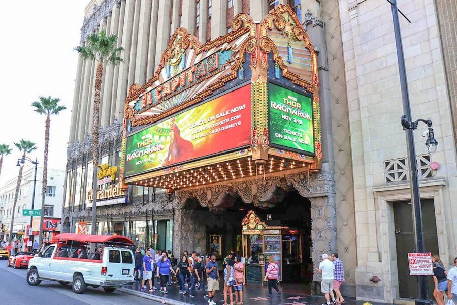 Los Angeles: LA Grand Tour by Open-Air Bus - An hour by the Pacific at Santa Monica Pier
