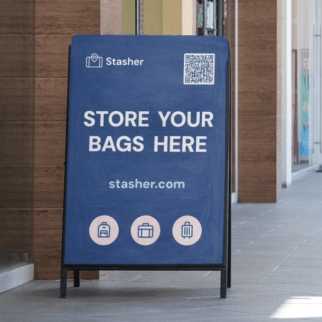 Los Angeles: Luggage Storage in LAX - Drop-off at the emailed meeting point