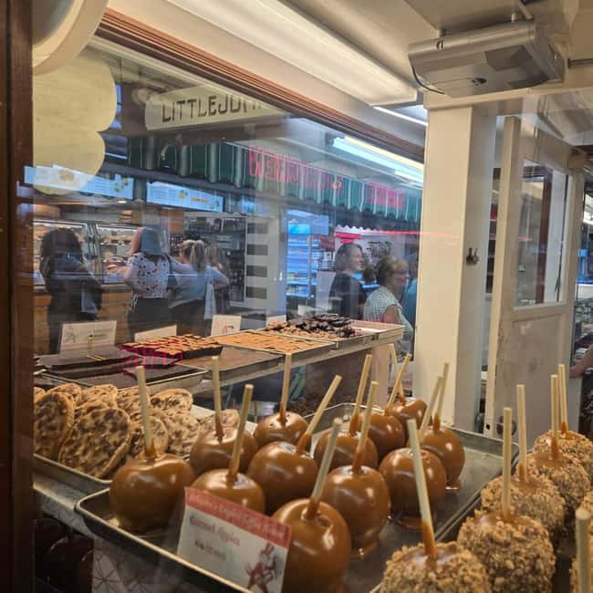 Los Angeles: Original Farmers Market Food & History Tour - Hear the market’s story from a guide