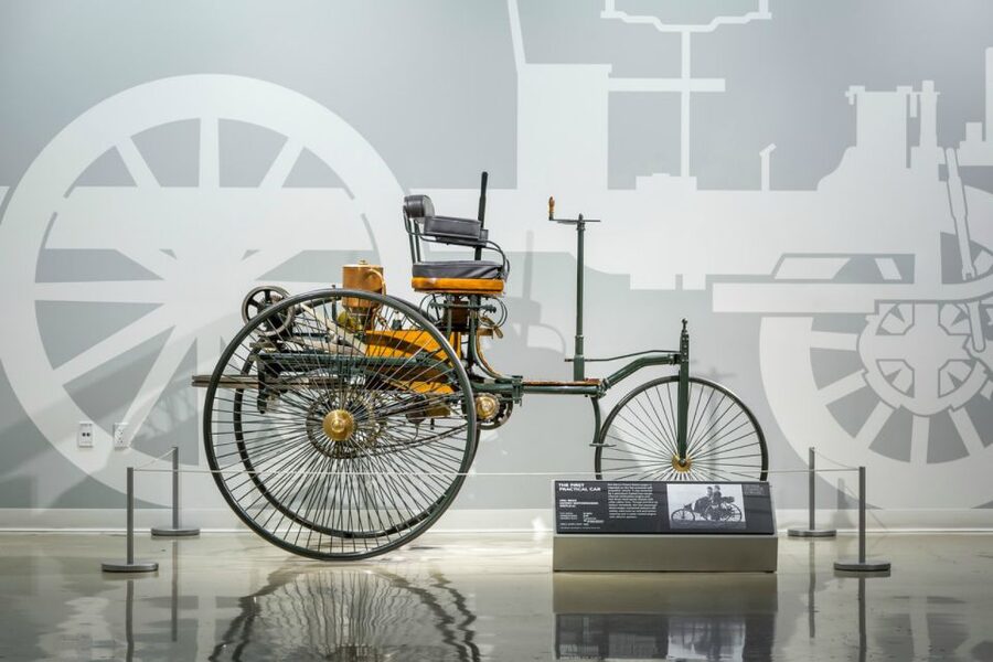 Los Angeles: Petersen Automotive Museum Admission Ticket - The Vault is a separate decision