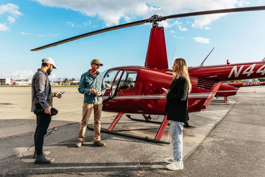 Los Angeles: Private 1-Hour Sightseeing Helicopter Tour - Downtown LA, Dodger Stadium, and the Hollywood Sign