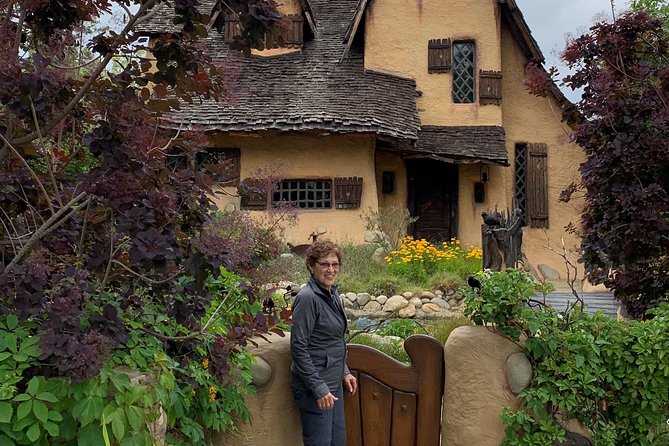 Los Angeles Private Full Day Luxury EV SUV Tour with Hotel Pickup - Should you book it?