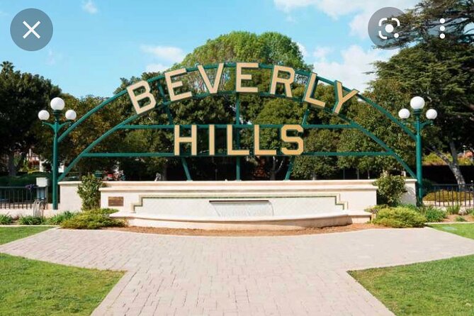 Los Angeles Private, Guided, Full-Day Sightseeing Tour - The Farmers Market and The Grove: lunch and shopping time