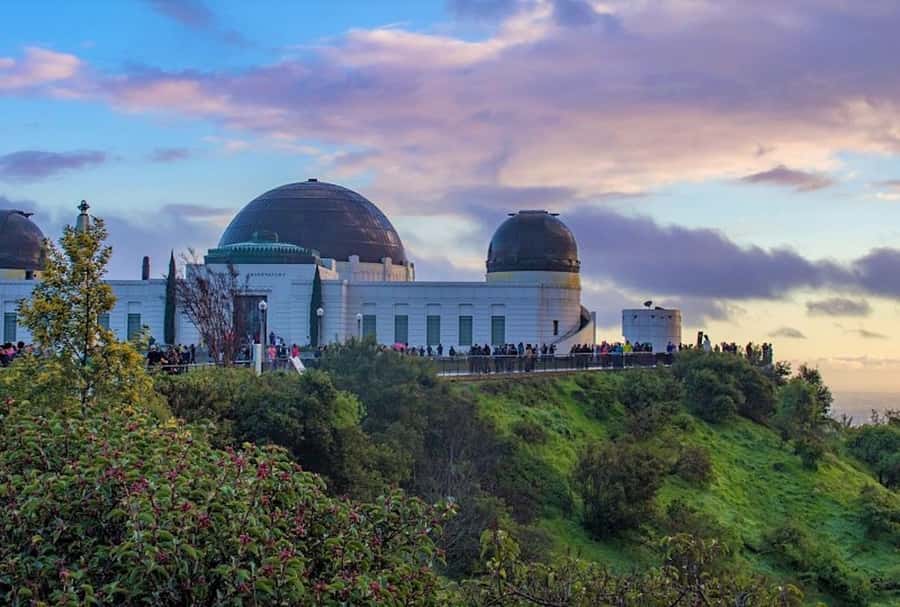 Los Angeles: Private Tour of Griffith Observatory - Meeting at the Astronomers Monument