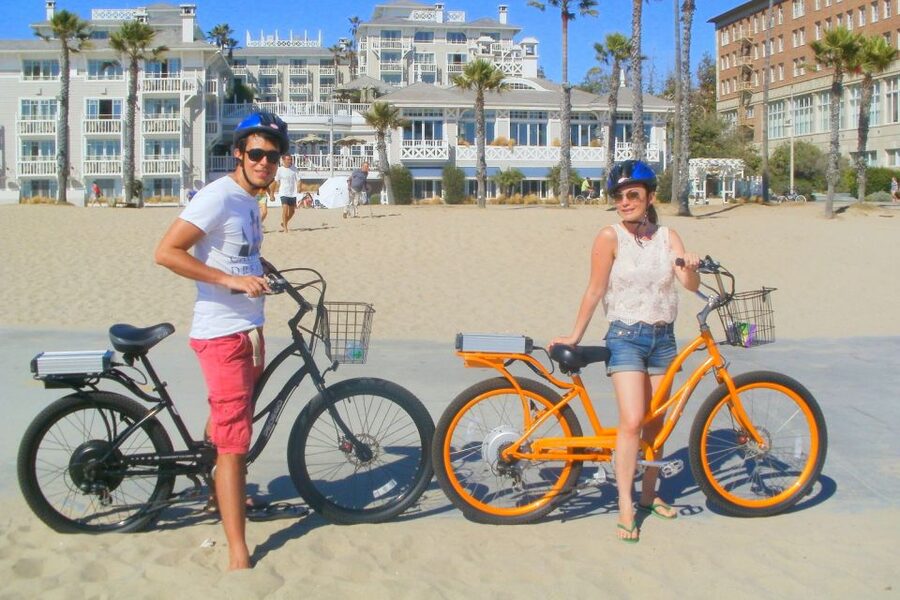 Los Angeles: Santa Monica and Venice eBike Tour - Weather, clothing, and rider requirements