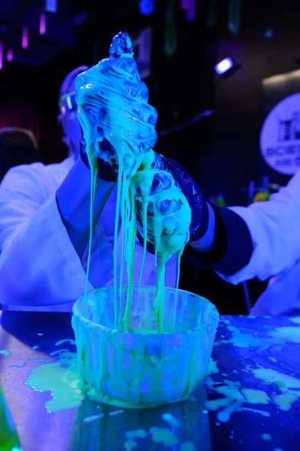 Los Angeles: Science and Sip™ The Drunken Laboratory - Should you book The Drunken Laboratory?
