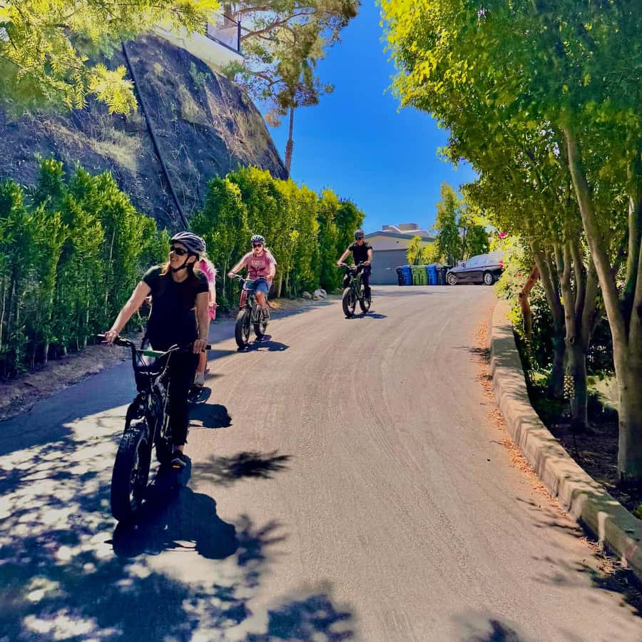 Los Angeles: Scott E-Bike Tours to the Hollywood Sign & More - Choose the Los Angeles route that fits your day