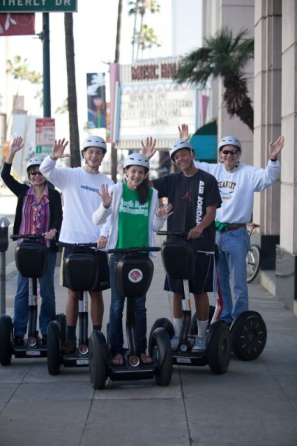 Los Angeles: The Wilshire Boulevard Segway Tour - Rodeo Drive: famous shops from the street