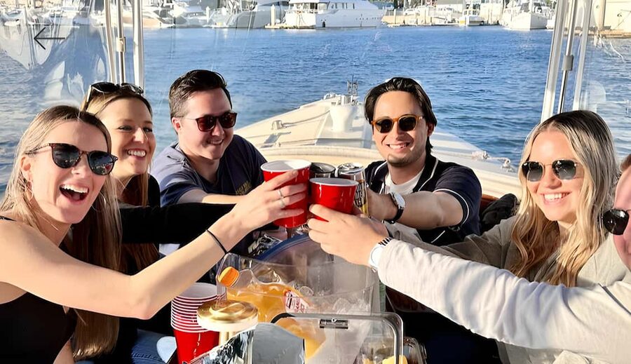 Marina Del Rey: A Romantic Boat Cruise with Sushi & Wine - A Slow Cruise Through Marina del Rey