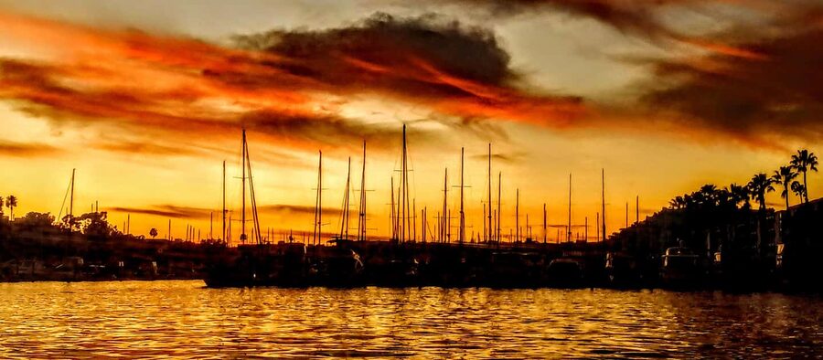 Marina Del Rey: Romantic Cruise, Dinner Charcuterie or Sushi - Choosing between snacks, charcuterie and dinner