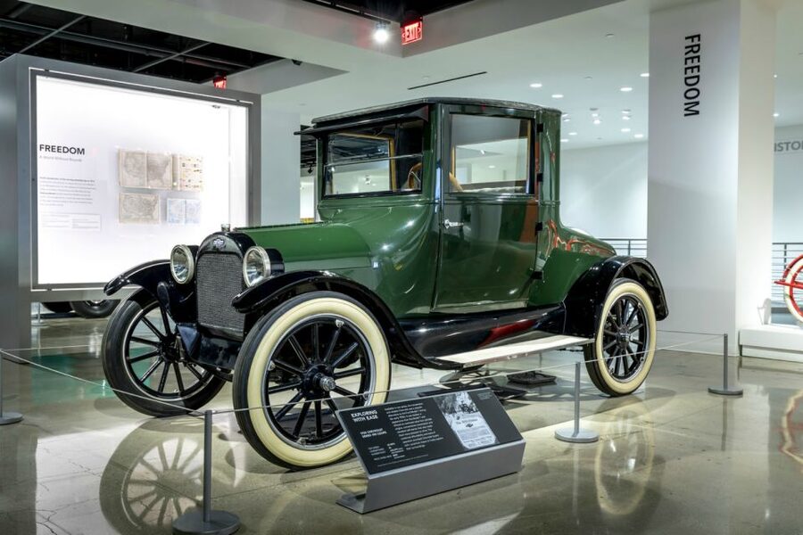 Petersen Automotive Museum Private Highlights Tour - Family Stops Beyond the Display Cases