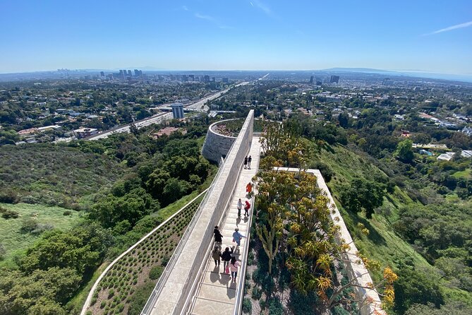 Private Getty Center to Griffith Observatory Guided Tour - Who gets the most from this day