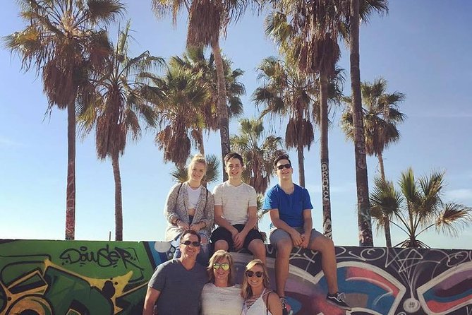 Private Luxurious Tour of Los Angeles - Venice and Santa Monica: beach life and coastal landmarks