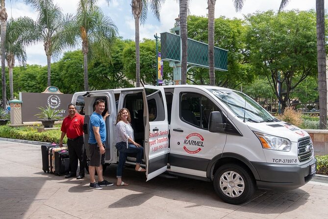 Private Van Airport Arrival Transfer: John Wayne Airport to Anaheim Resort Area - The small service details that matter