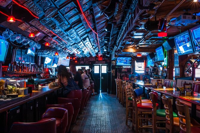 Santa Monica Bar & Club Crawl - Price, booking, and the communication question