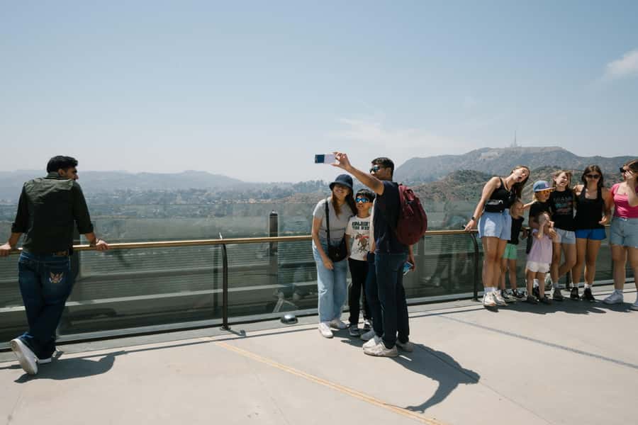Santa Monica: Best of LA Tour with 3 Iconic Stops - Griffith Observatory and the city views