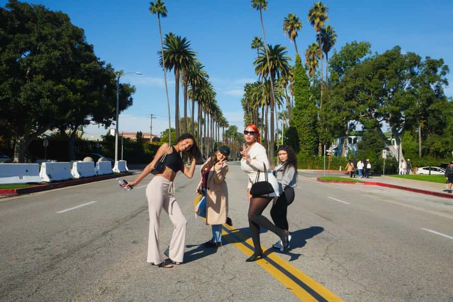 Santa Monica: Best of LA Tour with 3 Iconic Stops - FAQ